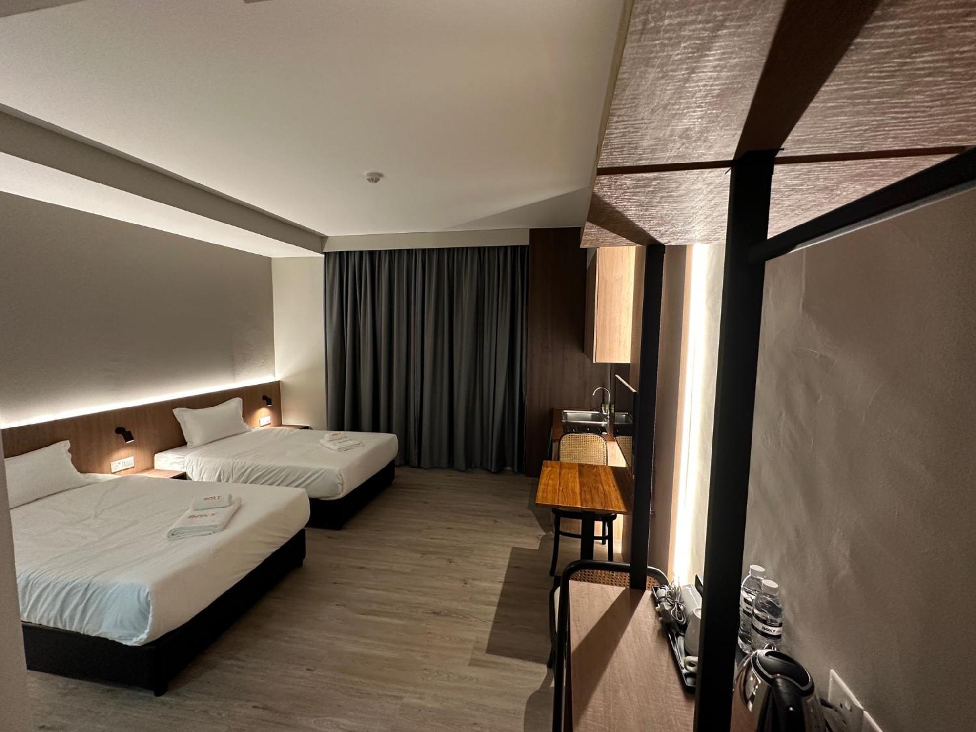 Roxy Hotel Aiman Kuching Exterior foto